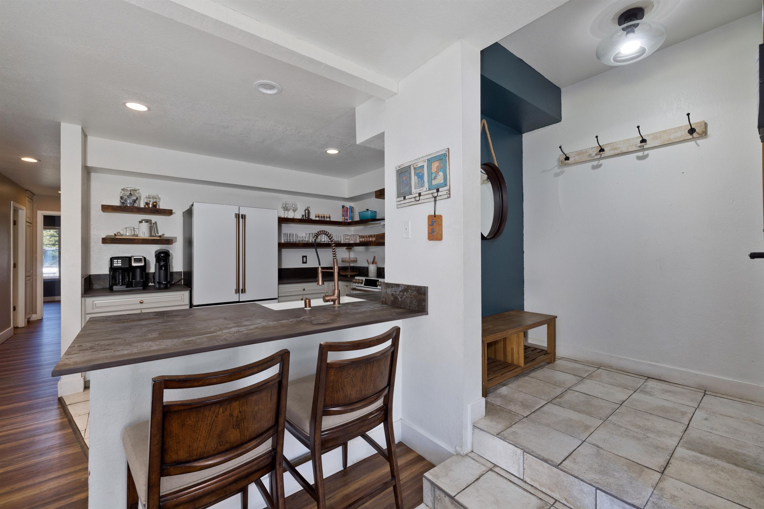 625 Golden Creek Road, Unit 625 Mammoth Lakes, CA 93546 - Photo 14 of 30
