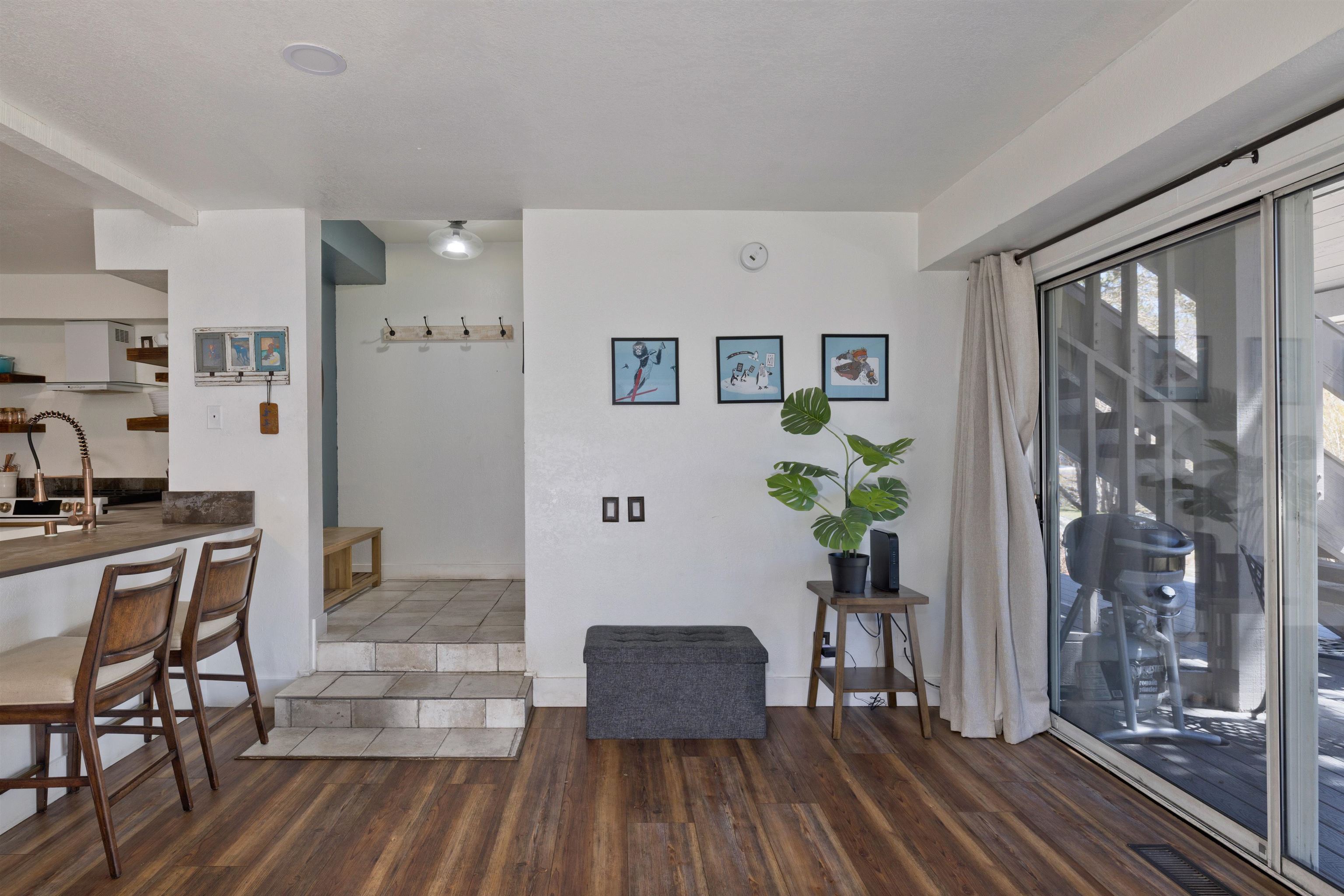 625 Golden Creek Road, Unit 625 Mammoth Lakes, CA 93546 - Photo 15 of 30