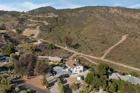 $1,395,000 | 11337 Caprice Place, Escondido, CA 92026