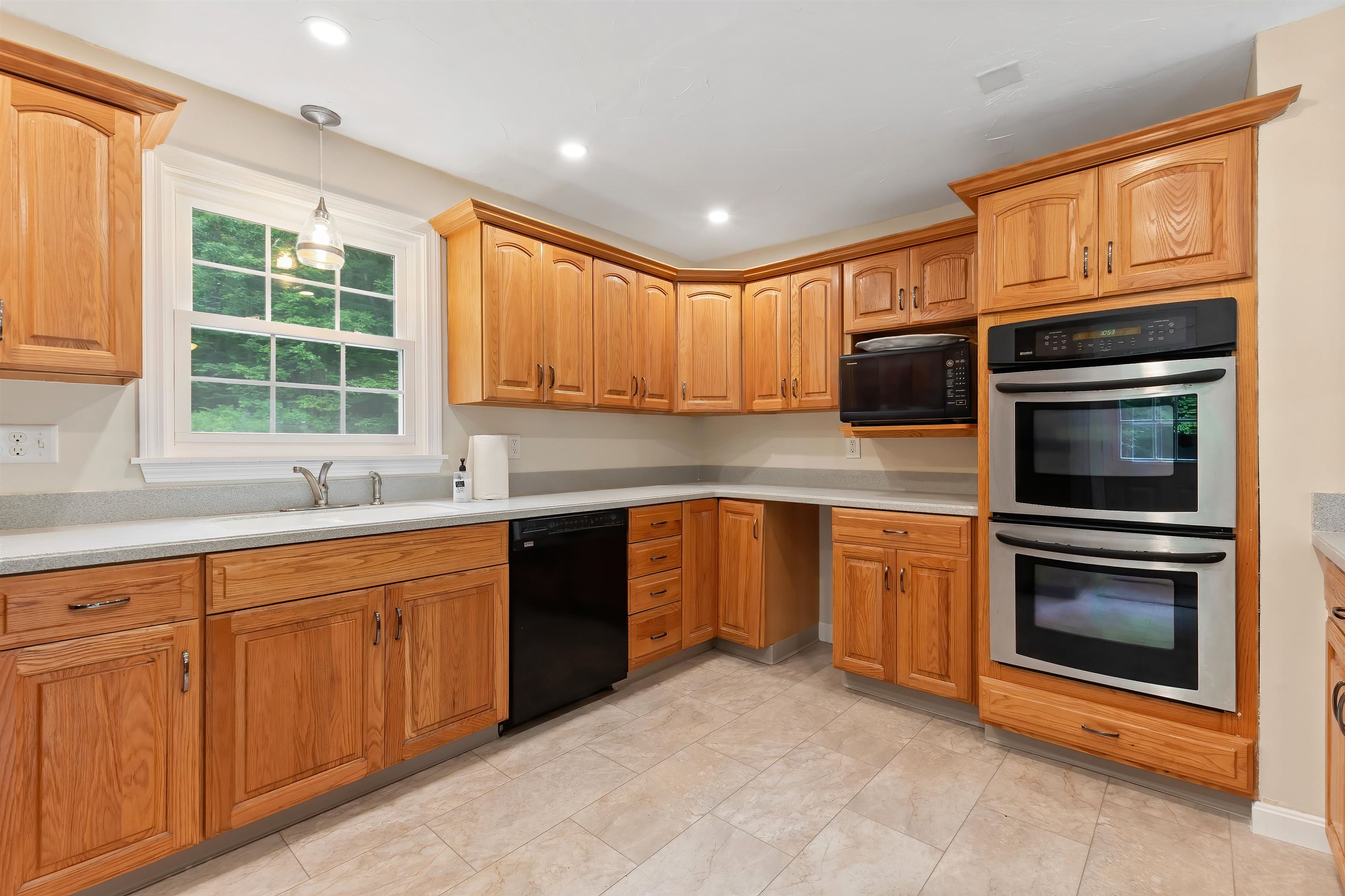 491 Raccoon Hill Road Salisbury, NH 03268 - Photo 4 of 53