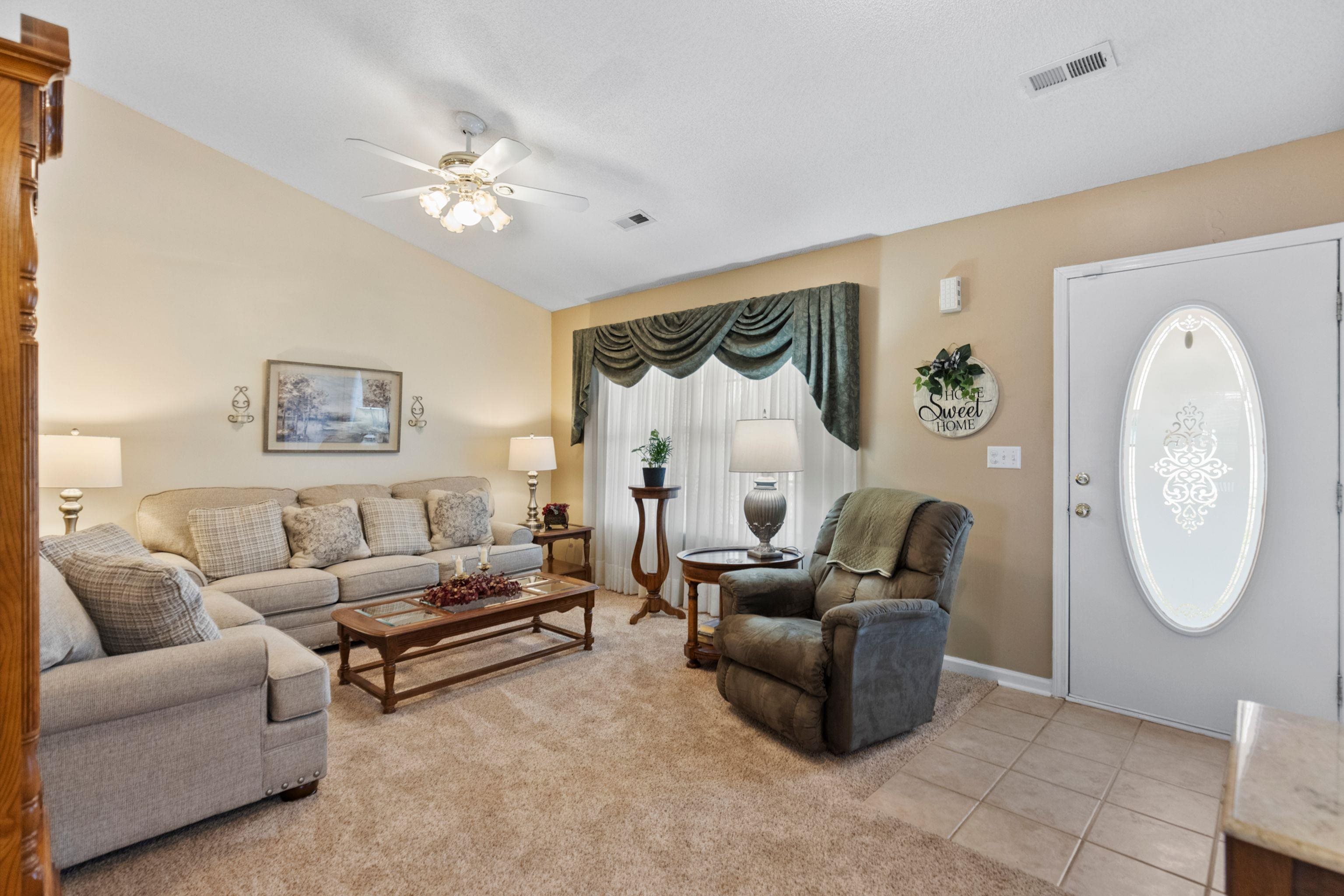 194 Clearview Circle Greer, SC 29651 - Photo 3 of 33