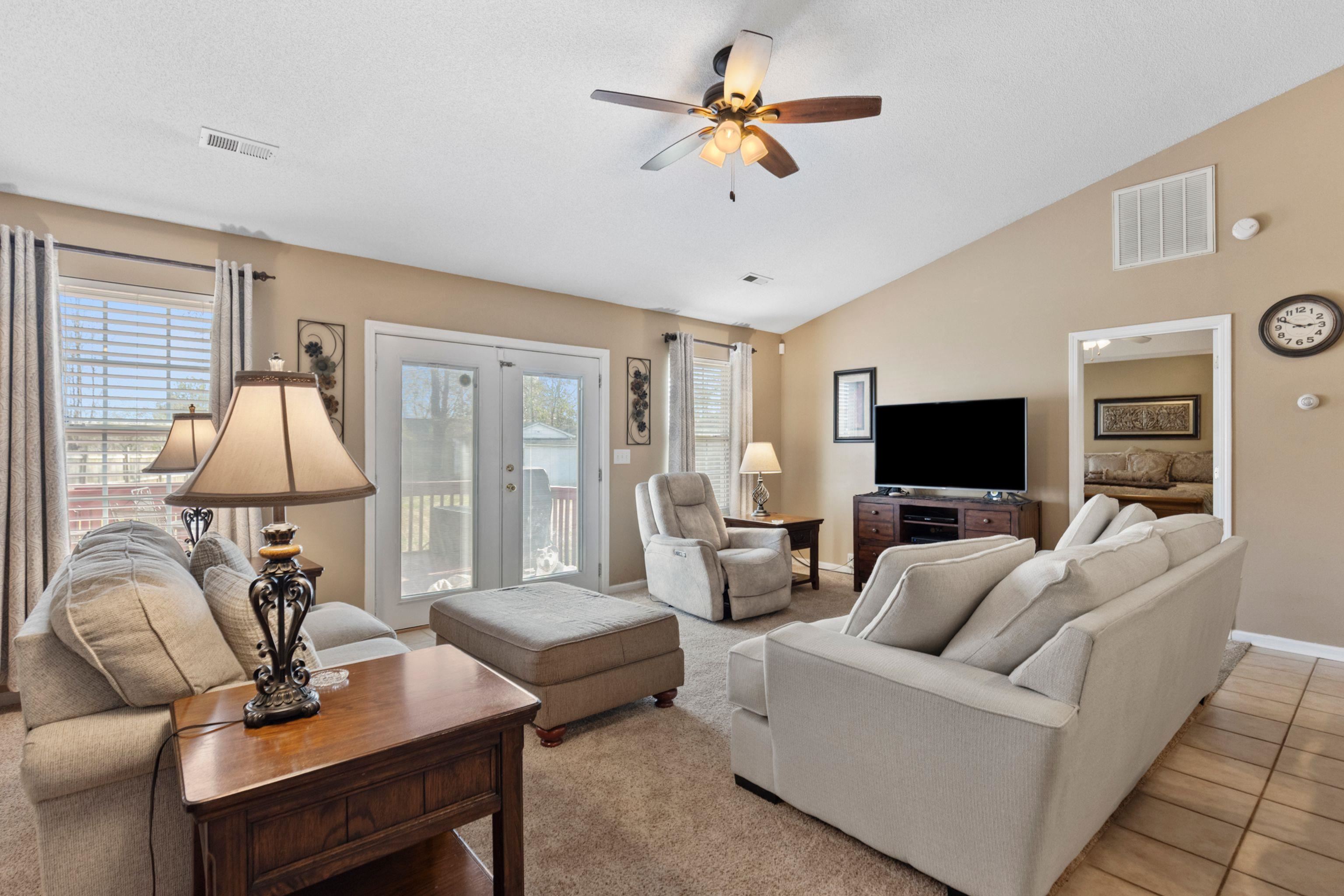 194 Clearview Circle Greer, SC 29651 - Photo 10 of 33