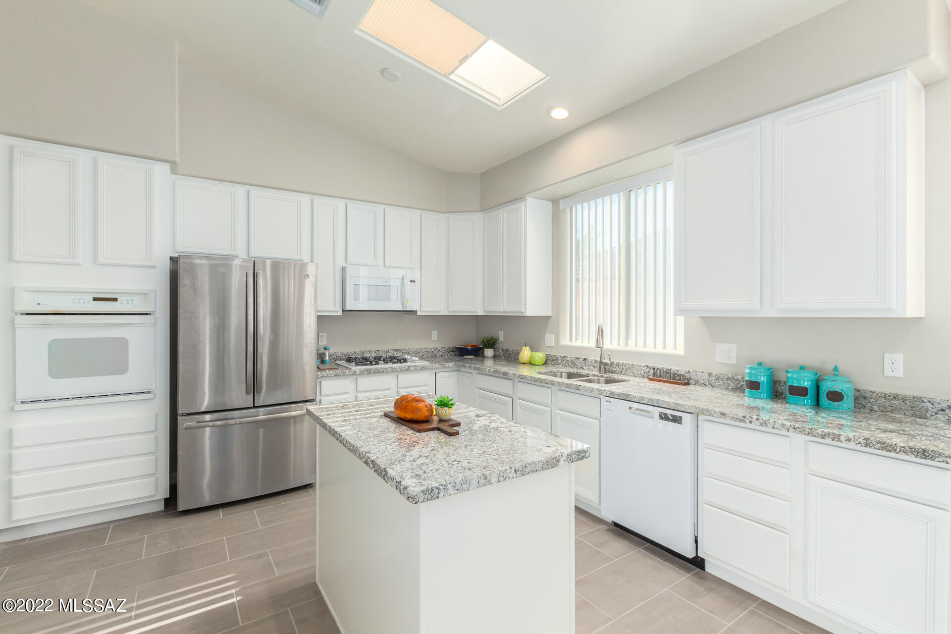 5285 Spring View Drive Tucson, AZ 85749 - Photo 11 of 28 Gallery Image 11