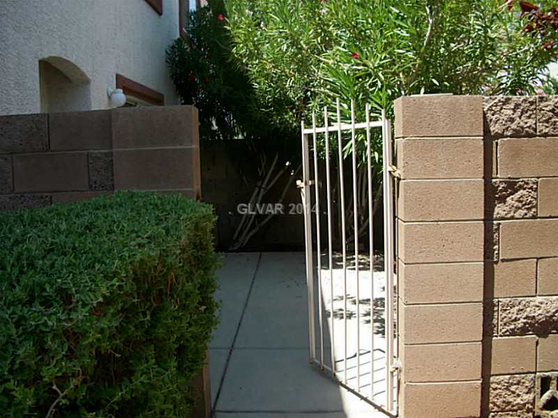 10189 Quaint Tree Street Las Vegas, NV 89183 - Photo 2 of 22 Property Photo.