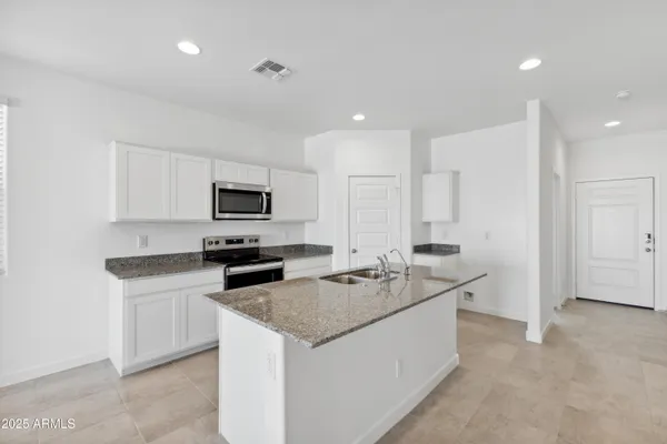 $309,990 | 1031 North 13th Place, Coolidge, AZ 85128