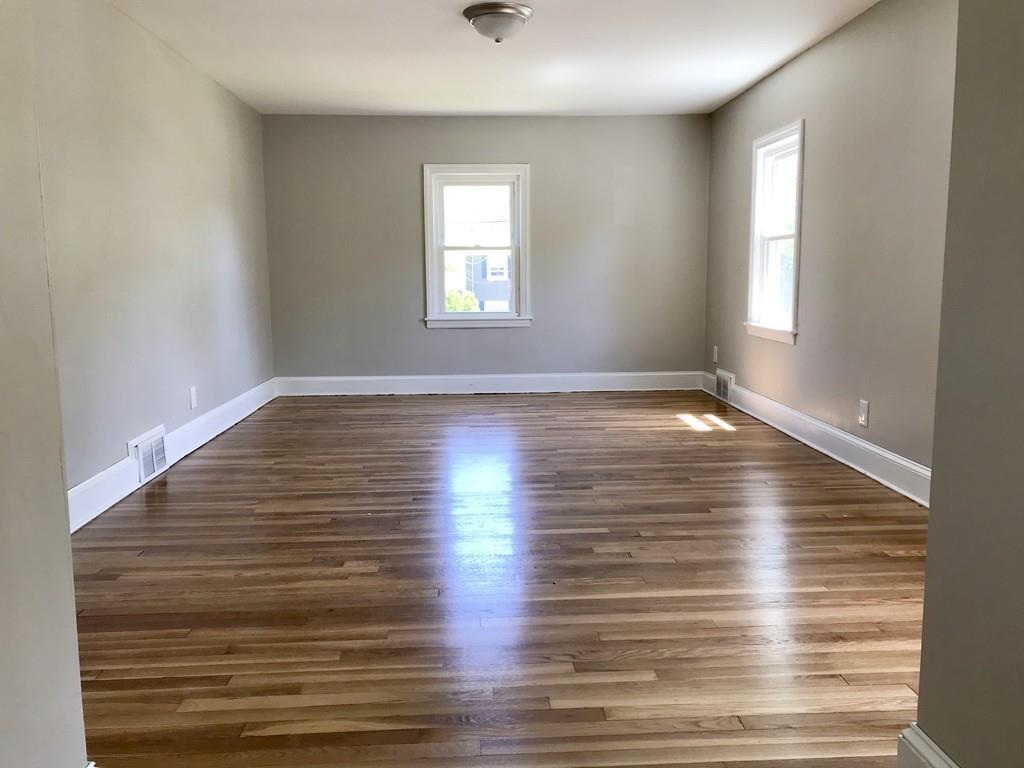 174 Abbott Street Springfield, MA 01118 - Photo 11 of 21