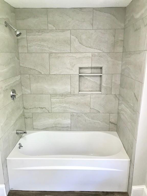 174 Abbott Street Springfield, MA 01118 - Photo 16 of 21