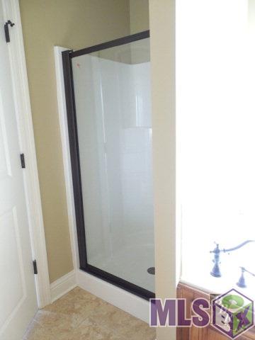 245 Waverly Road Thibodaux, LA 70301 - Photo 7 of 8 Mastershower