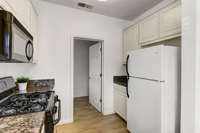 $649,000 | 3180 Albany Circle, Davis, CA 95618