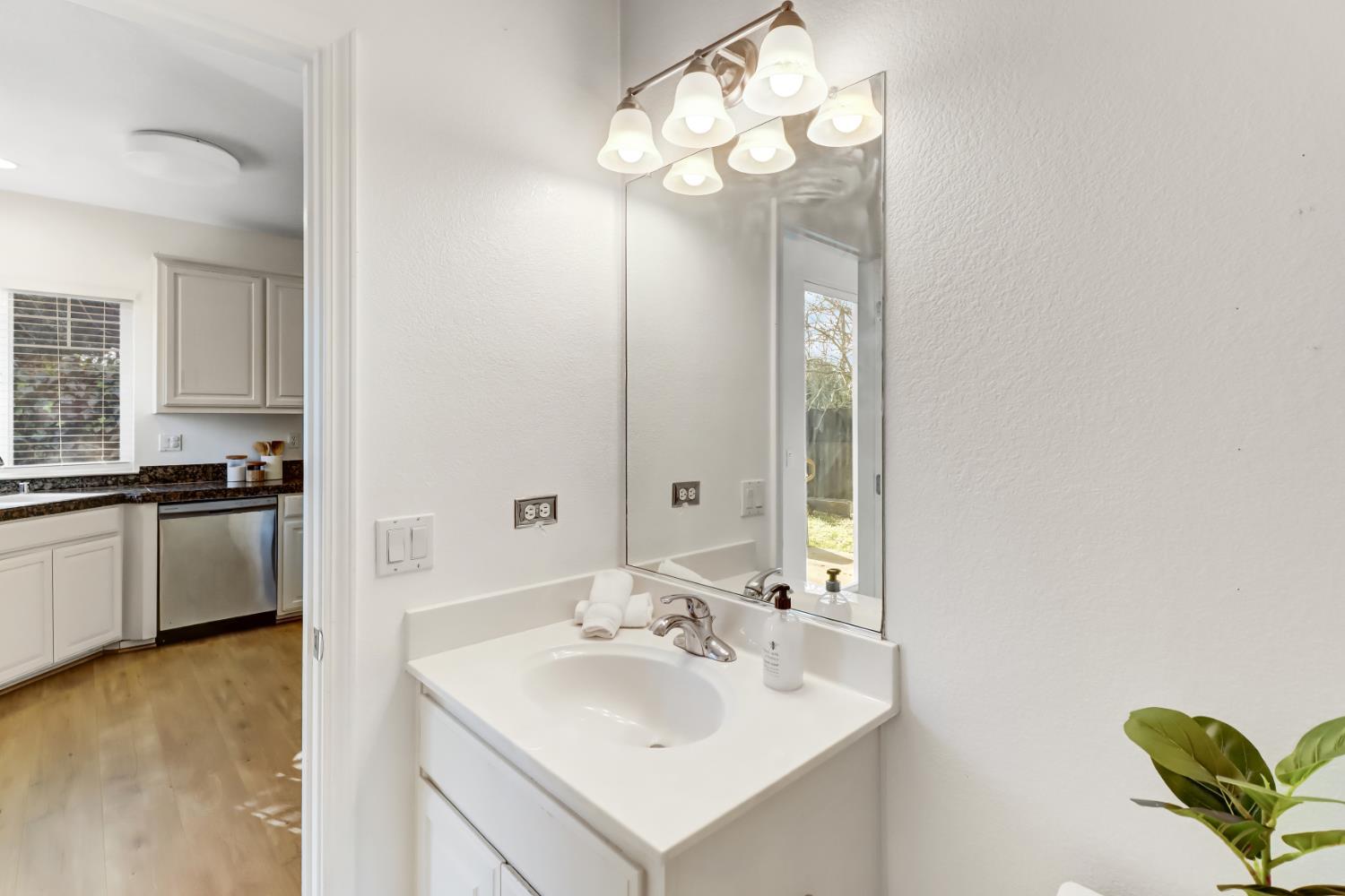 3180 Albany Circle Davis, CA 95618 - Photo 23 of 48