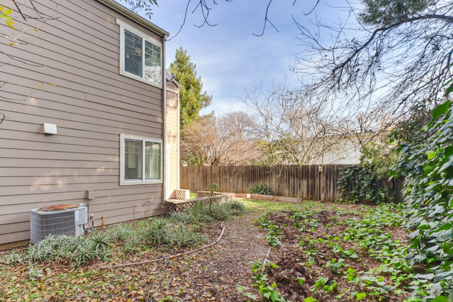 3180 Albany Circle Davis, CA 95618 - Photo 42 of 48