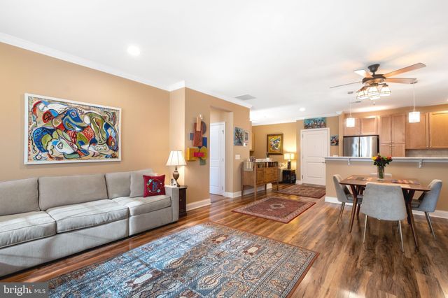 $745,000 | 800 Admirals Way, Unit 1832, Philadelphia, PA 19146