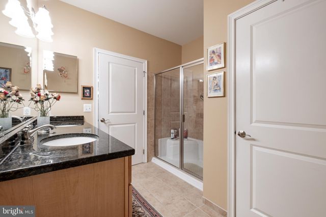 $745,000 | 800 Admirals Way, Unit 1832, Philadelphia, PA 19146