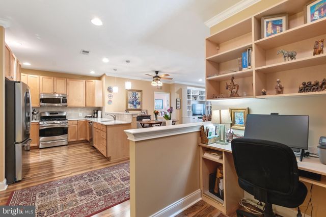 $745,000 | 800 Admirals Way, Unit 1832, Philadelphia, PA 19146