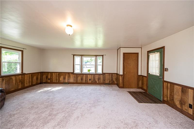 2015 Darlington Road Beaver Falls, PA 15010 - Photo 11 of 25 Gallery Image 11