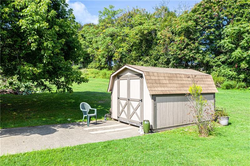 2015 Darlington Road Beaver Falls, PA 15010 - Photo 17 of 25 Gallery Image 17
