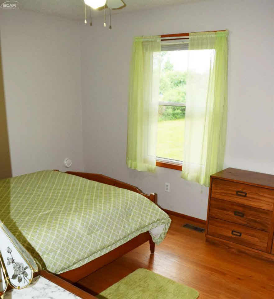 10205 Sharp Road Swartz Creek, MI 48473 - Photo 15 of 80 21178279-14.JPG