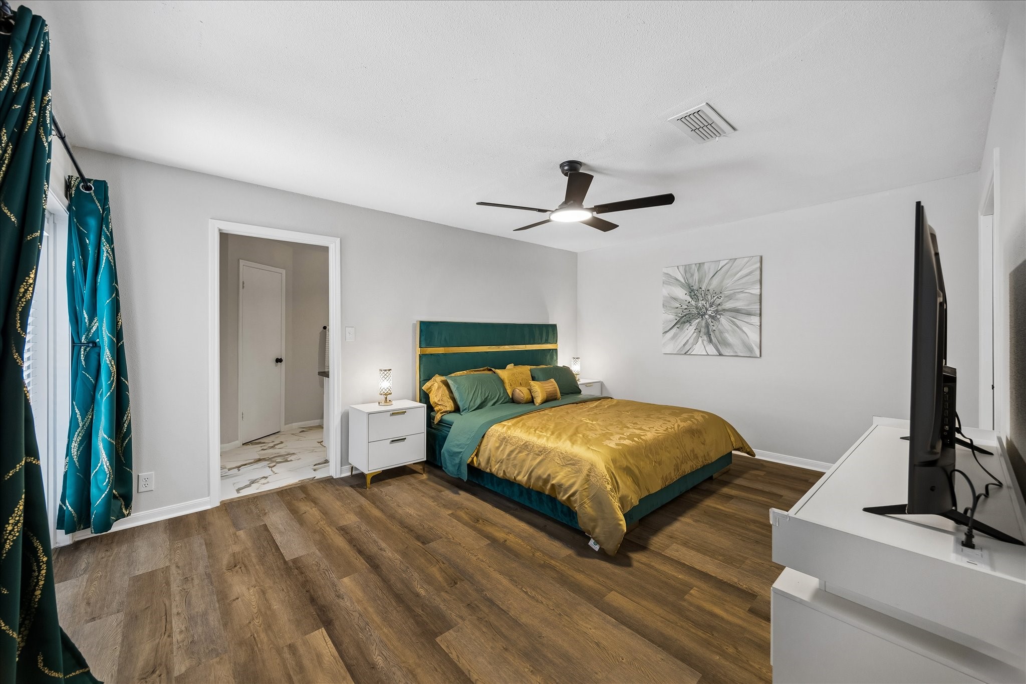 2930 Riata Lane Houston, TX 77080 - Photo 23 of 32