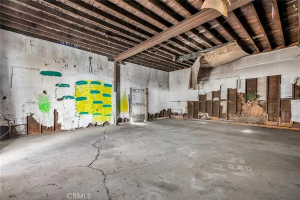 a view of a house with a snow