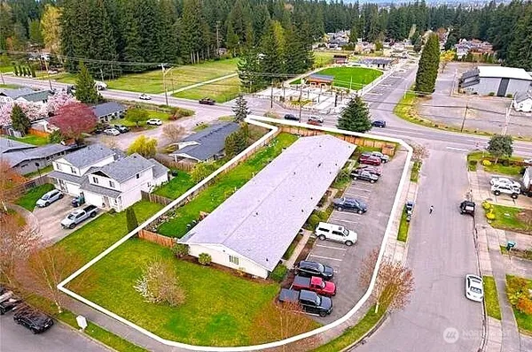 $1,850,000 | 17820 Smokey Point Boulevard, Arlington, WA 98223