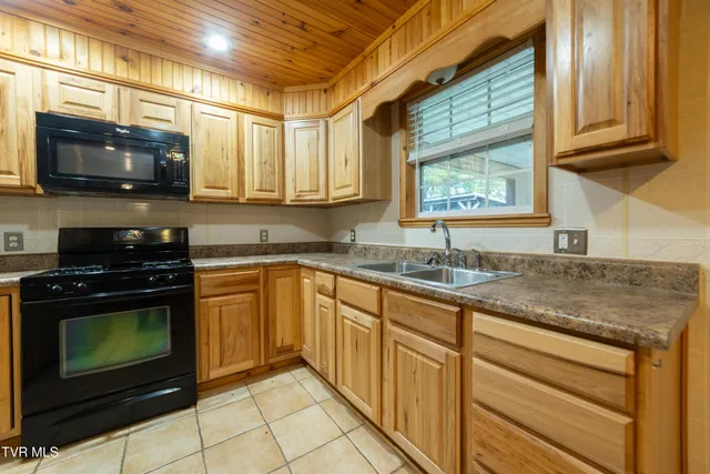 $475,000 | 2153 Old State Rte 34, Limestone, TN 37681