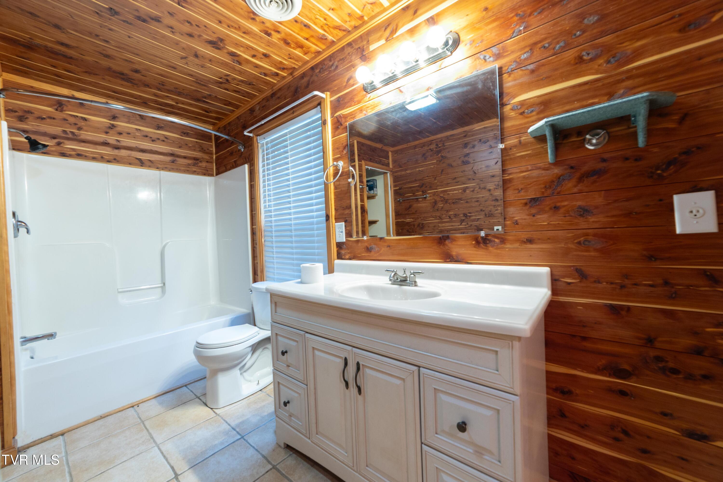 2153 Old State Rte 34 Limestone, TN 37681 - Photo 15 of 45 Bathroom