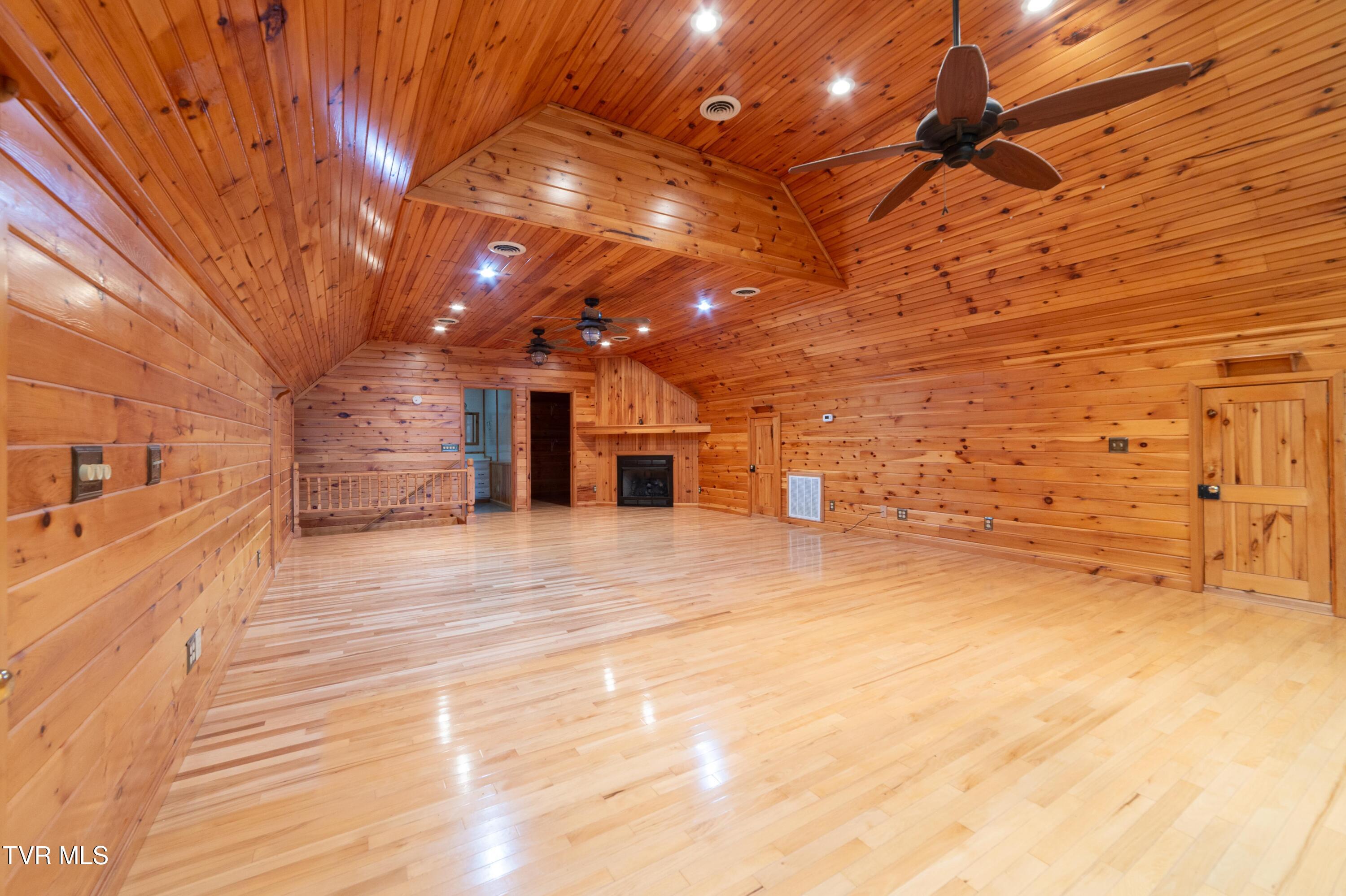 2153 Old State Rte 34 Limestone, TN 37681 - Photo 19 of 45 Upstairs Bedroom