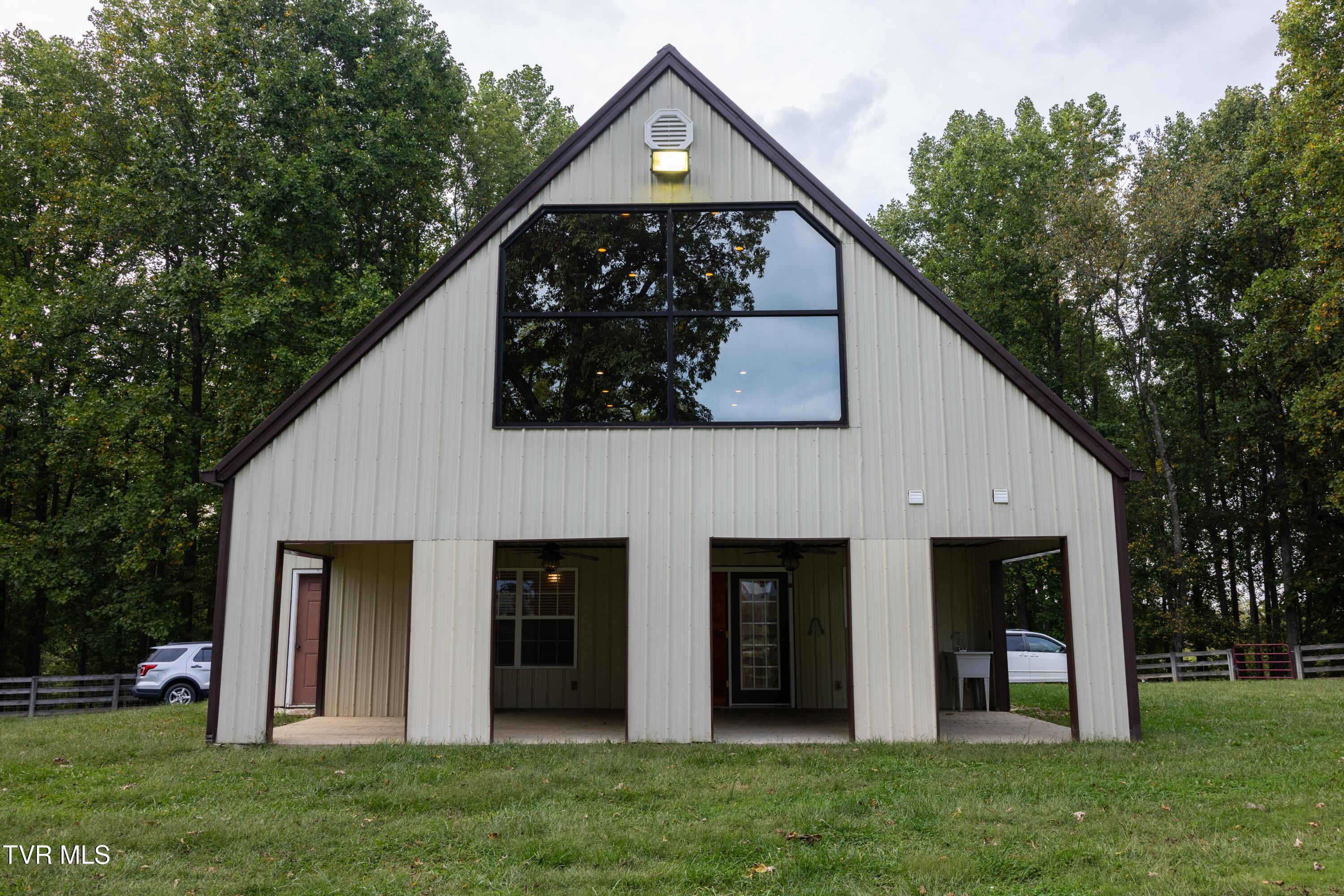 2153 Old State Rte 34 Limestone, TN 37681 - Photo 3 of 45 Exterior