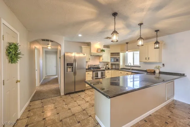 $650,000 | 3811 Skyline Street, Logandale, NV 89021