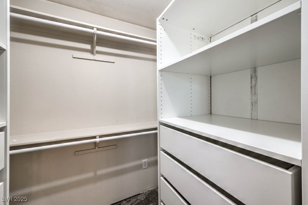 3811 Skyline Street Logandale, NV 89021 - Photo 22 of 58 View of walk in closet