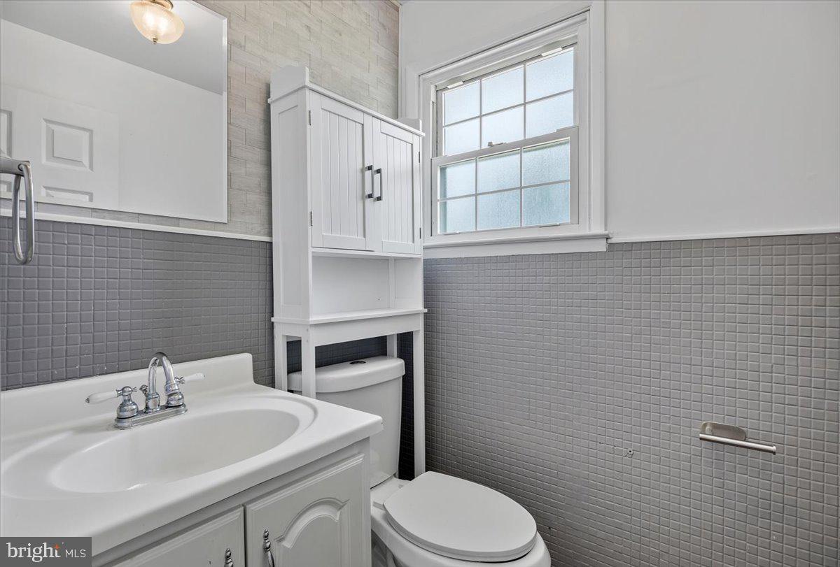 432 Madingley Road Linthicum Heights, MD 21090 - Photo 11 of 42 Half Bath