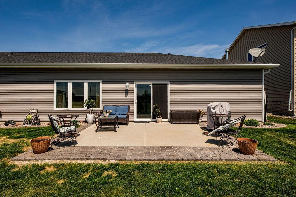354 Spruce Street Mapleton, ND 58059 - Photo 12 of 16