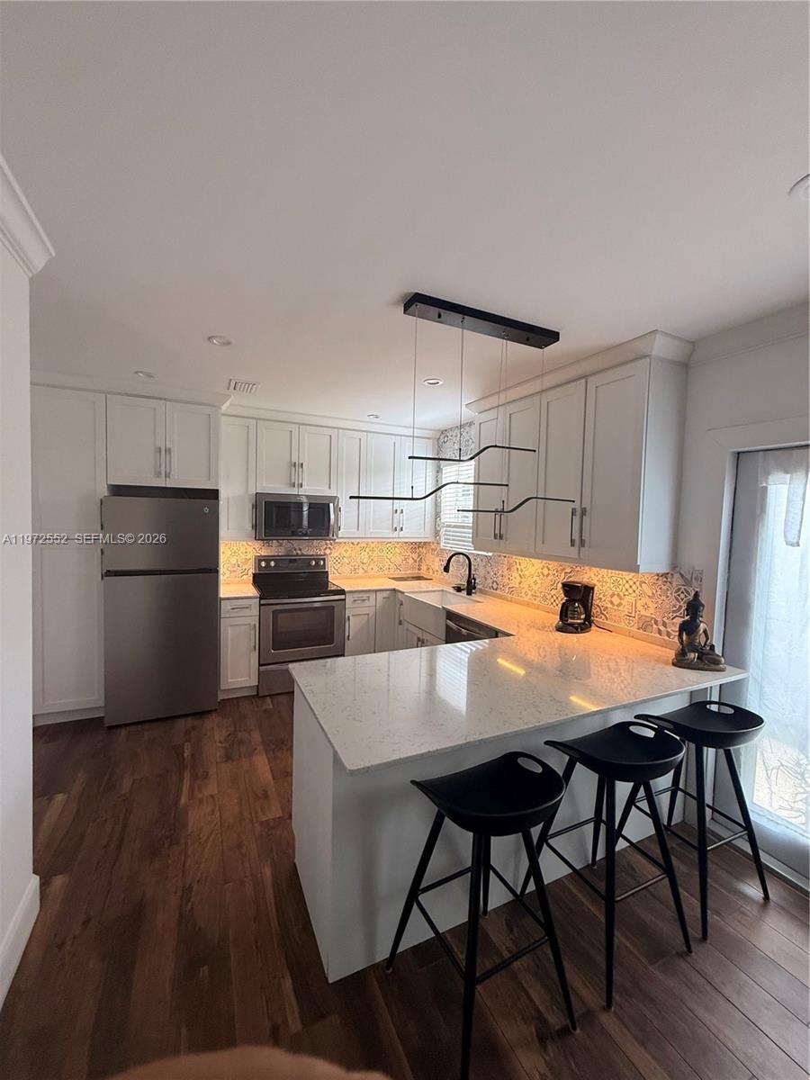 5648 Southwest 5th Terrace Miami, FL 33134 - Photo 9 of 19 Photo 9