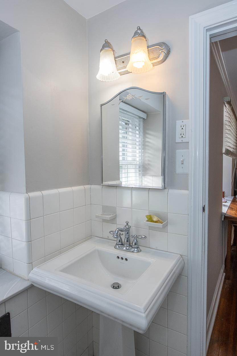 712 Argyle Road Wynnewood, PA 19096 - Photo 32 of 55 Gallery Image 32