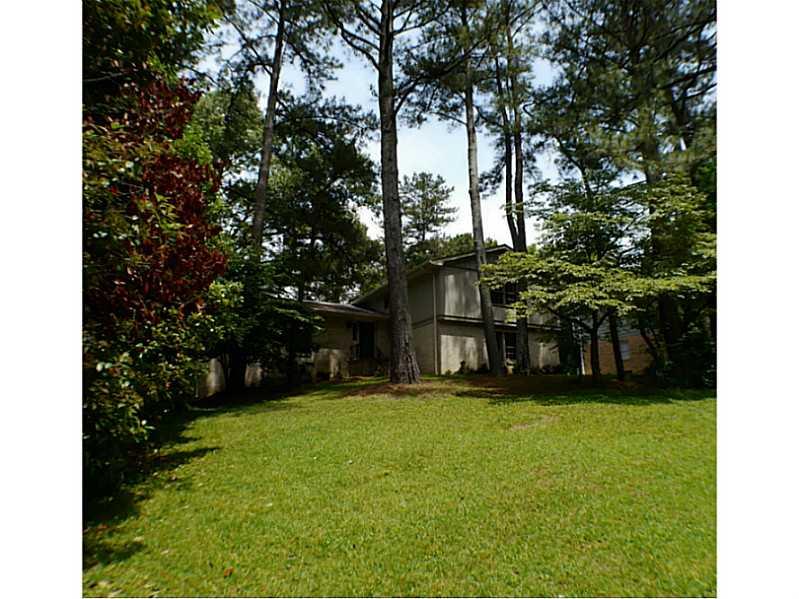 2916 Thornbriar Road Atlanta, GA 30340 - Photo 1 of 1 Exterior Front.