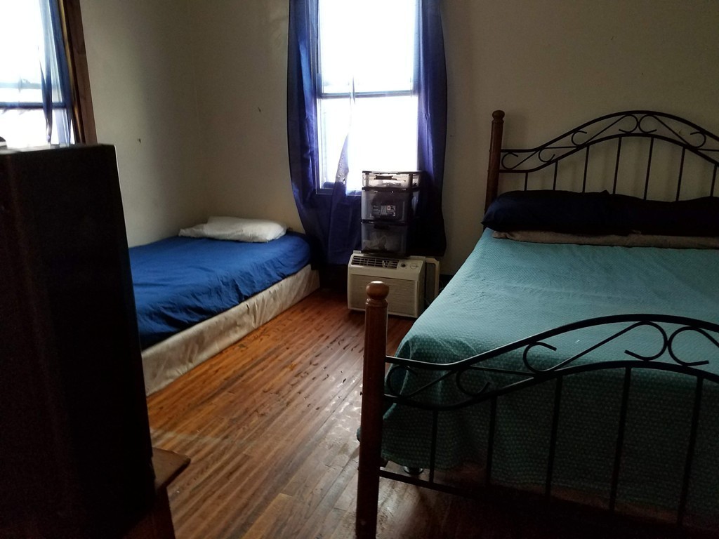 68 King Street Springfield, MA 01109 - Photo 16 of 30
