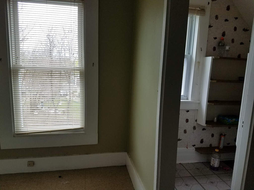 68 King Street Springfield, MA 01109 - Photo 22 of 30