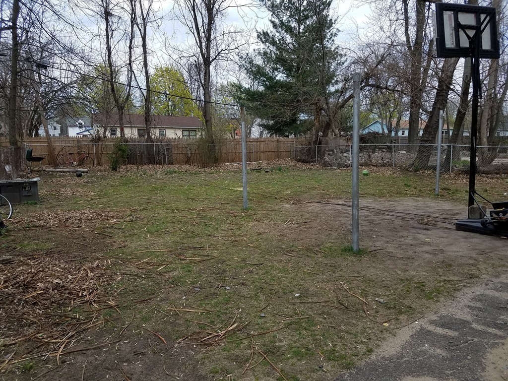 68 King Street Springfield, MA 01109 - Photo 25 of 30