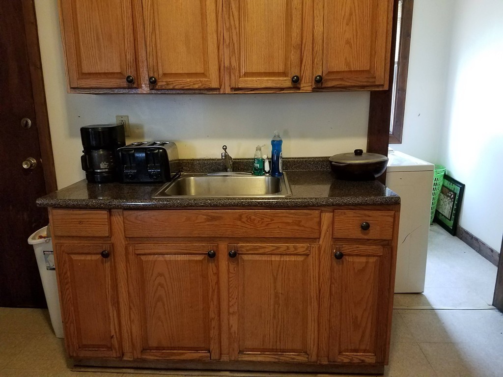 68 King Street Springfield, MA 01109 - Photo 7 of 30