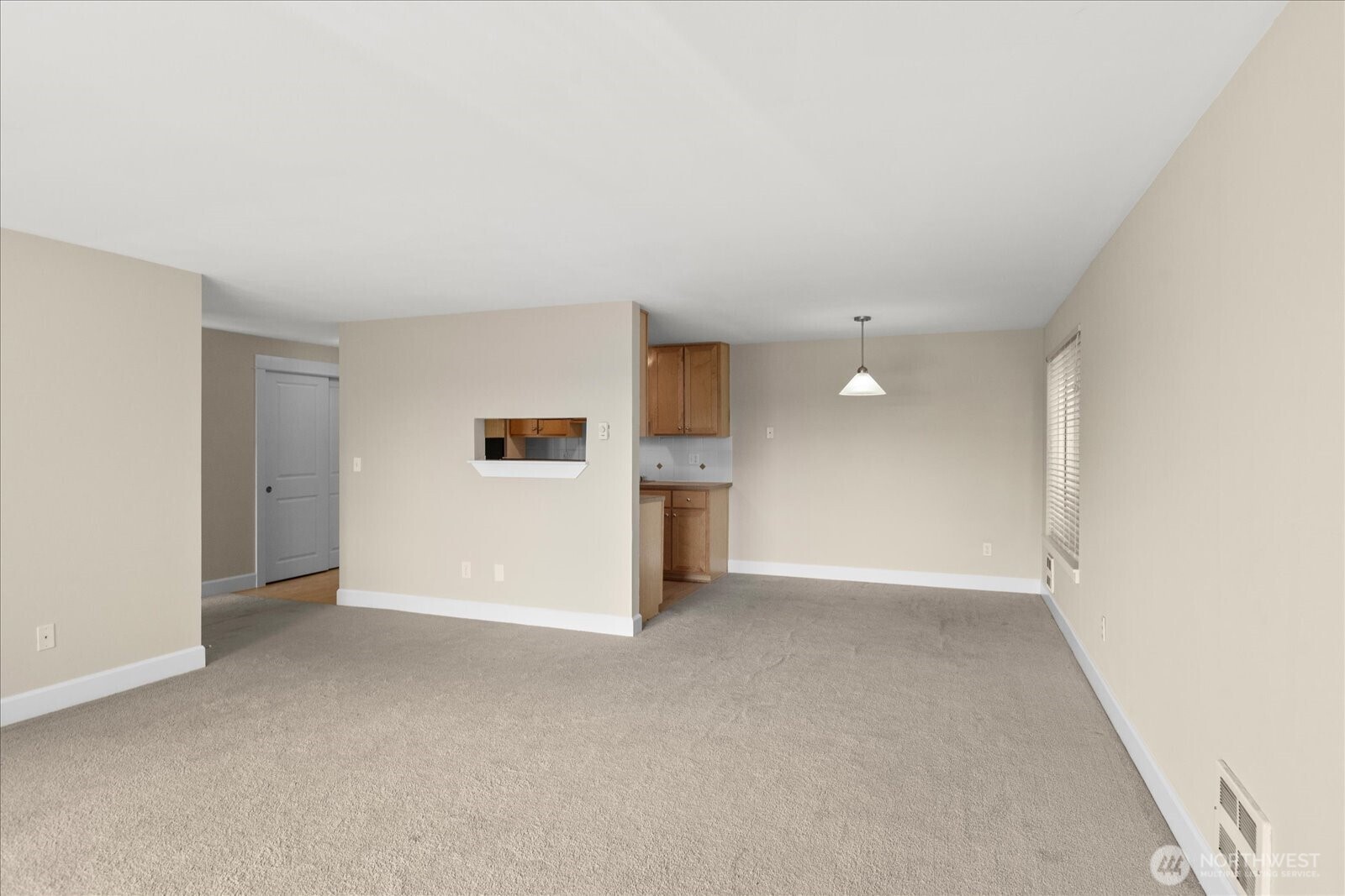 8017 234th Street Southwest, Unit 317 Edmonds, WA 98026 - Photo 7 of 39