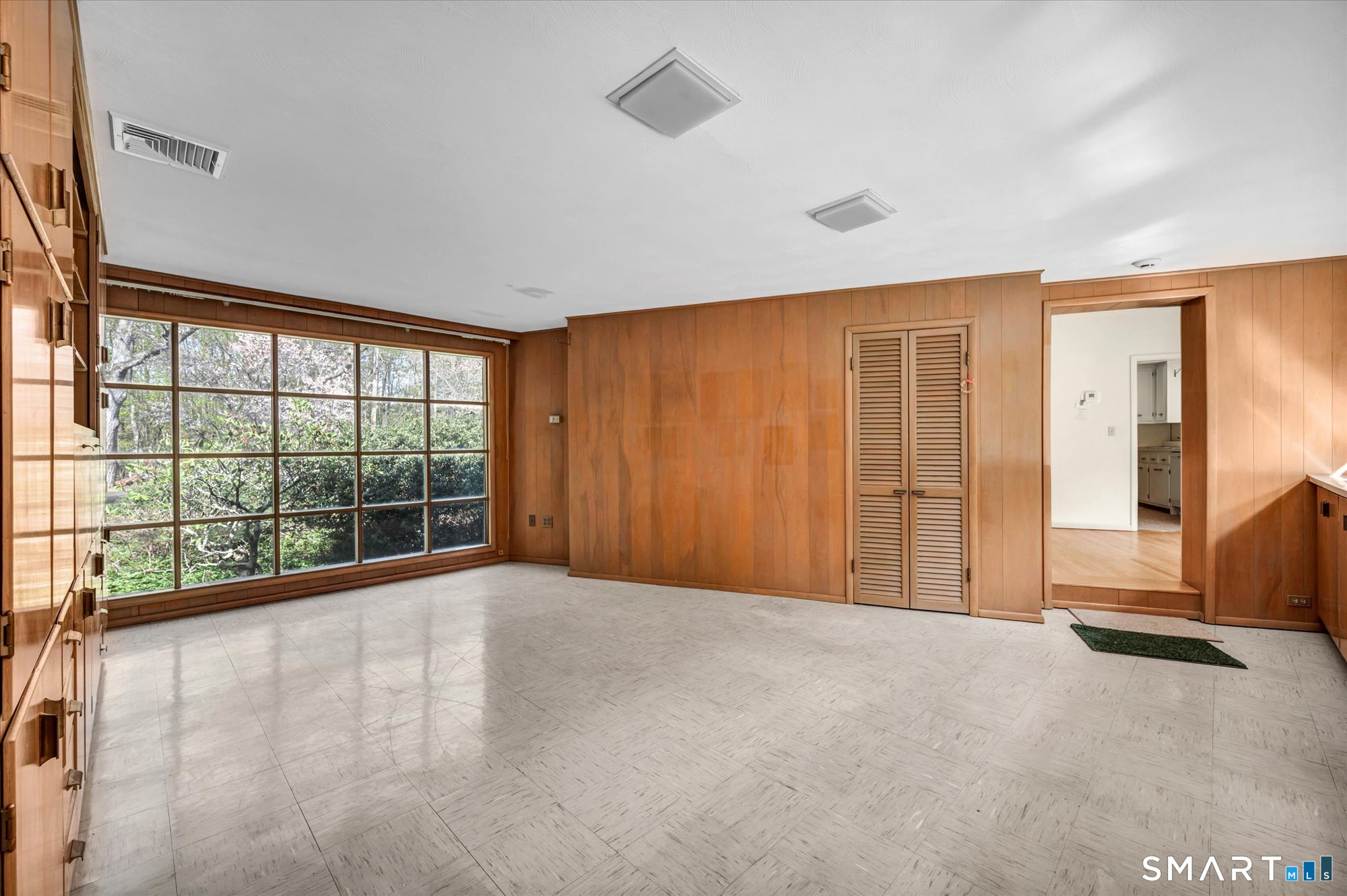 1208 Dunbar Hill Road Hamden, CT 06514 - Photo 12 of 26