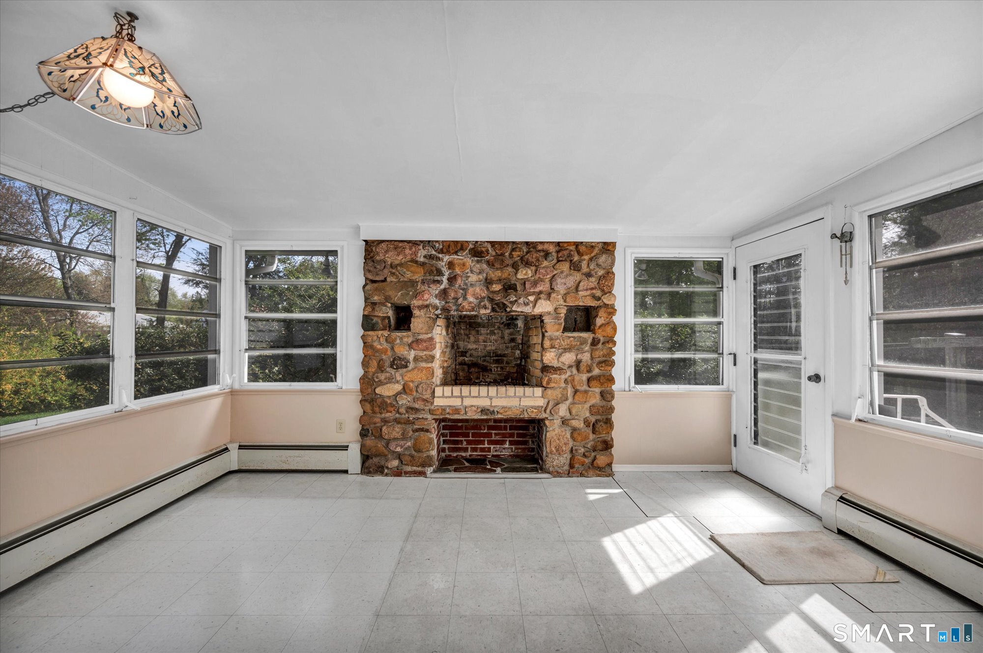 1208 Dunbar Hill Road Hamden, CT 06514 - Photo 16 of 26