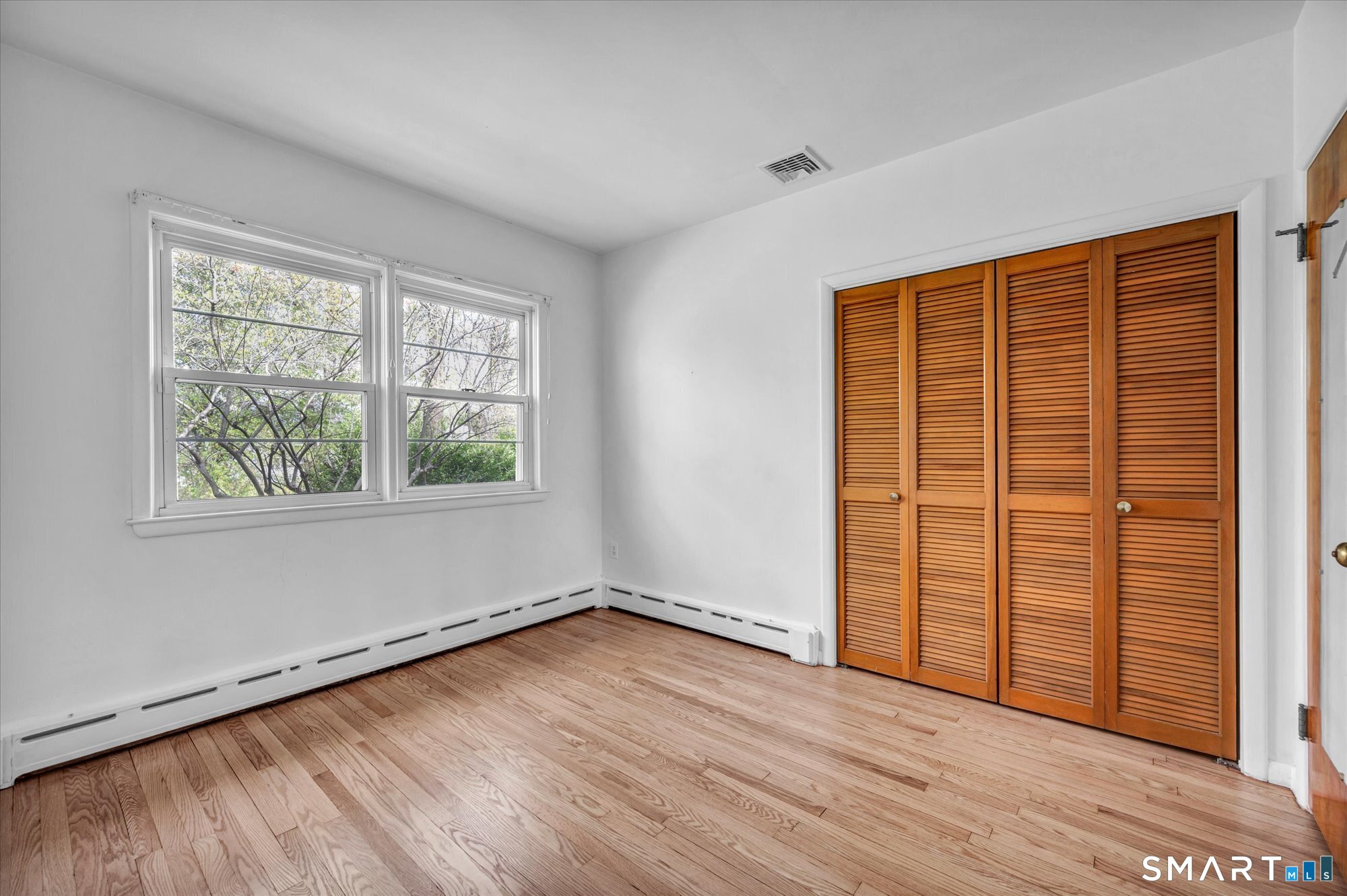1208 Dunbar Hill Road Hamden, CT 06514 - Photo 20 of 26