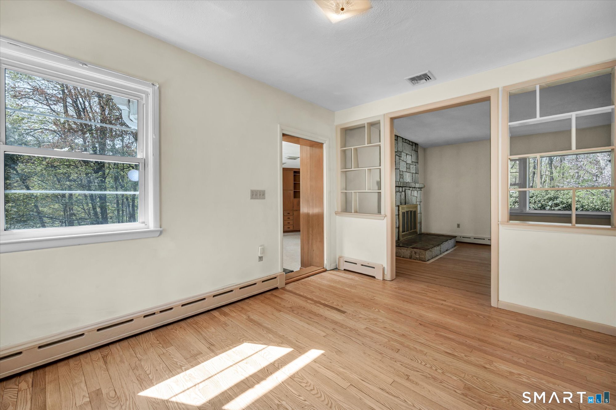 1208 Dunbar Hill Road Hamden, CT 06514 - Photo 10 of 26