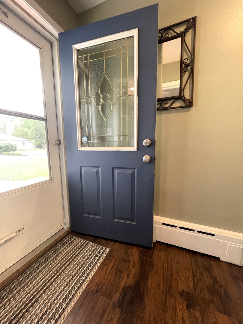 1608 Chevy Chase Drive Champaign, IL 61821 - Photo 4 of 53 a view of an front door