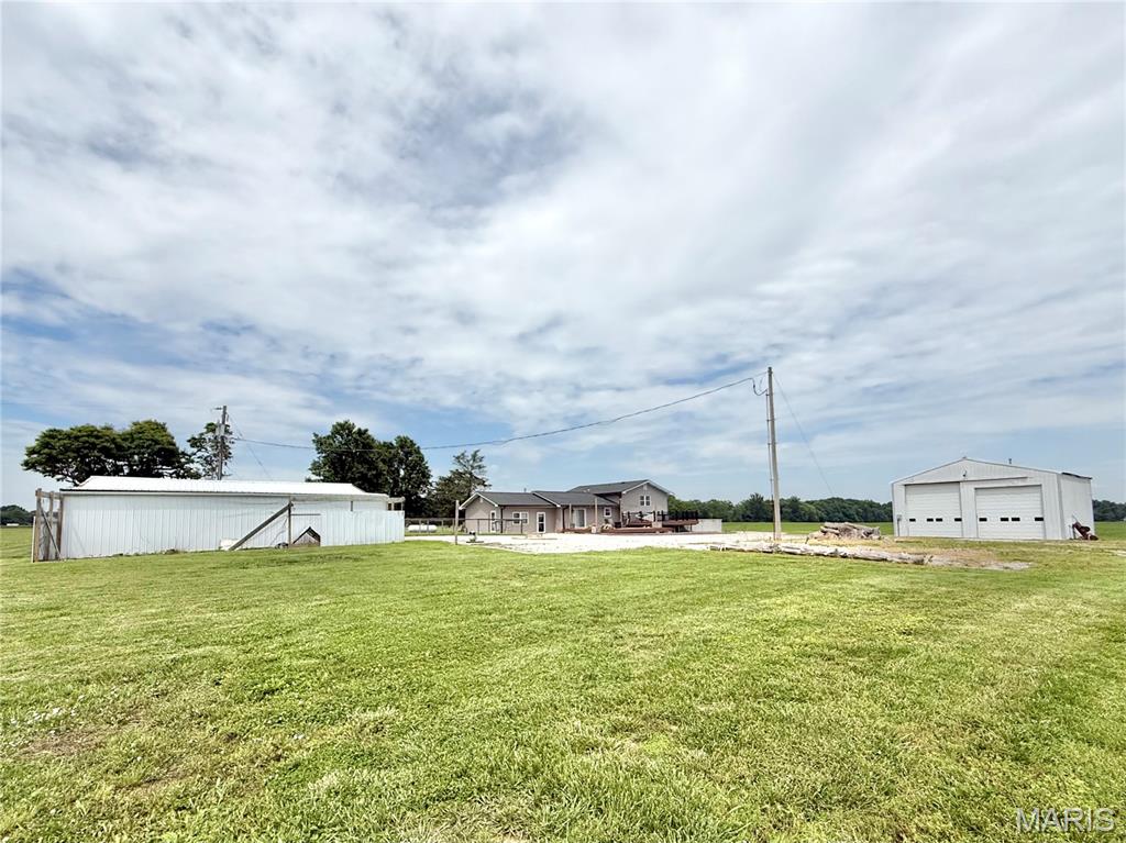 8757 Highway 50 Lebanon, IL 62254 - Photo 13 of 82