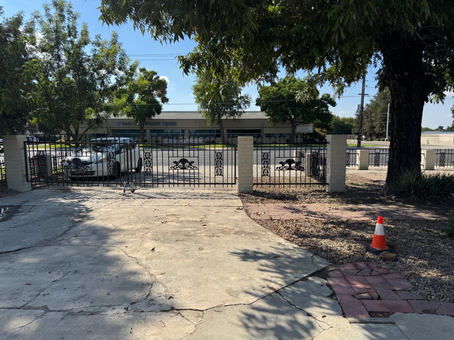 3280 McCall Avenue Selma, CA 93662 - Photo 26 of 56 a house with a large tree in front of it