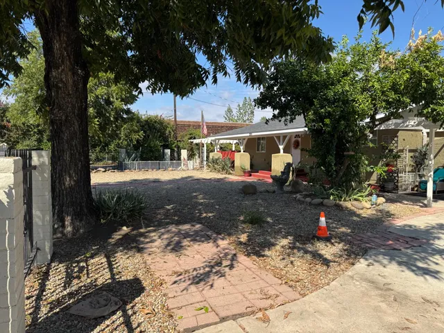 a view of outdoor space yard and patio