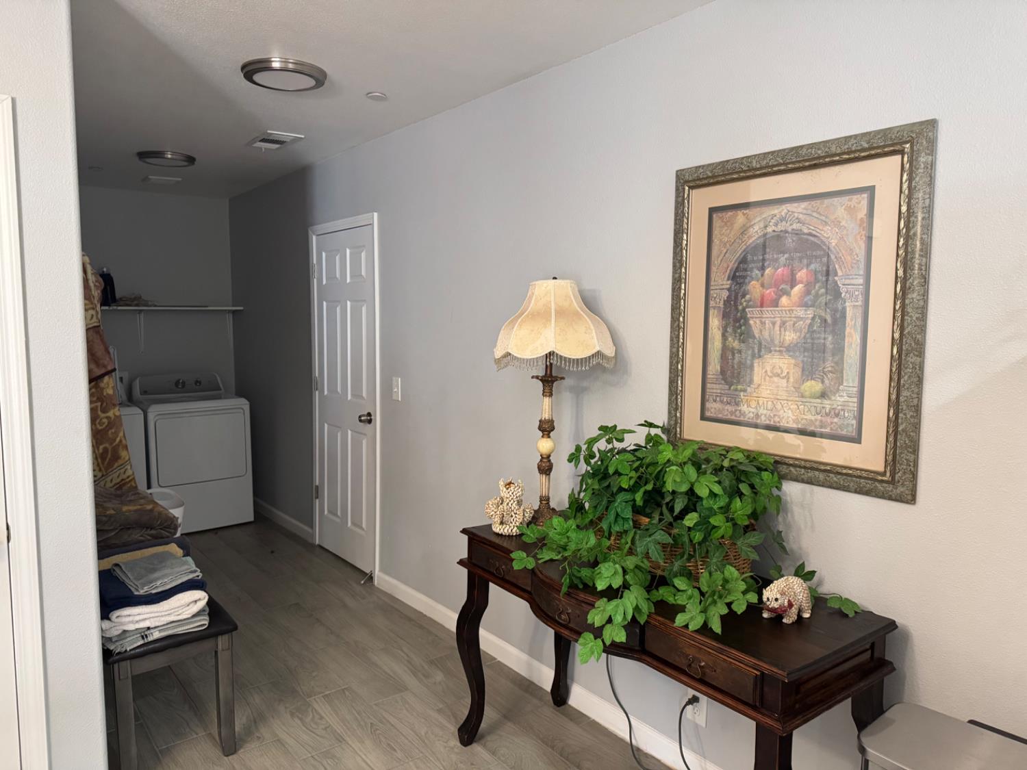 3280 McCall Avenue Selma, CA 93662 - Photo 5 of 56 a living room with furniture and a potted plant