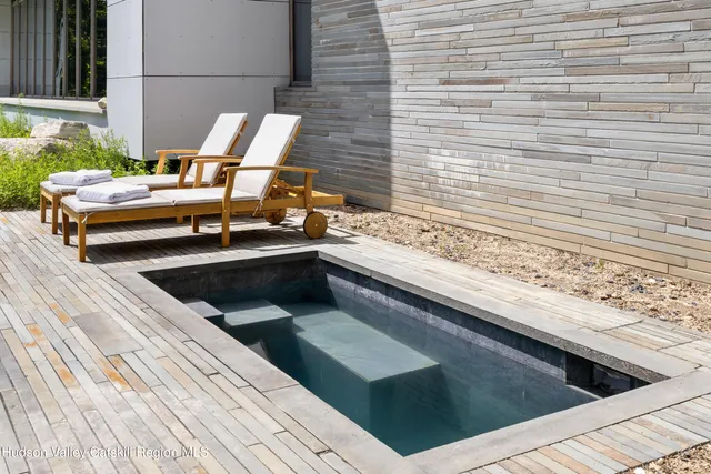 $2,600,000 | 121 Sheldon Road, Gardiner, NY 12589